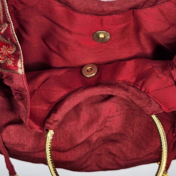 Maggi B Boho Mandela Wine and Gold 13x13” women’s Purse - Picture 8 of 11